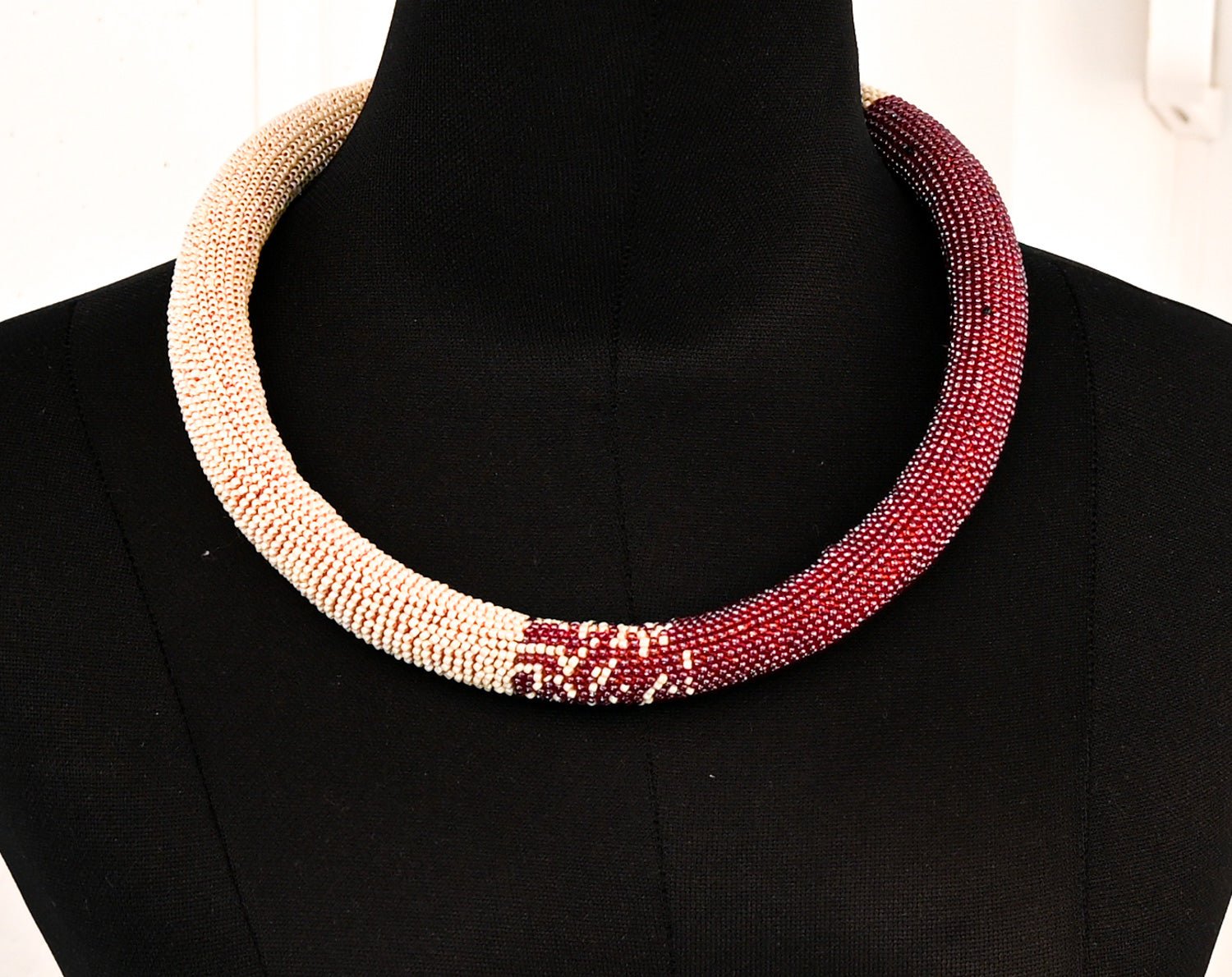 Choker necklace - image 4