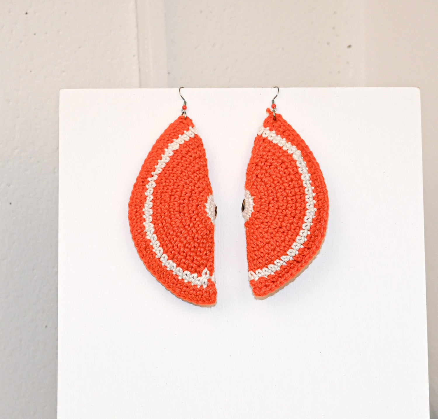 Citrus slice earring