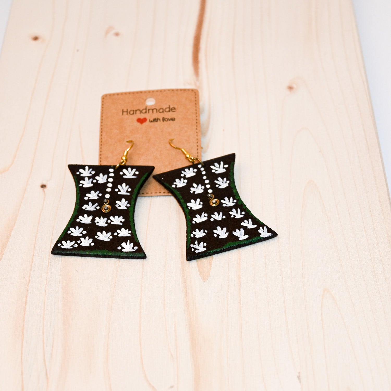 Wooden earring - image 2