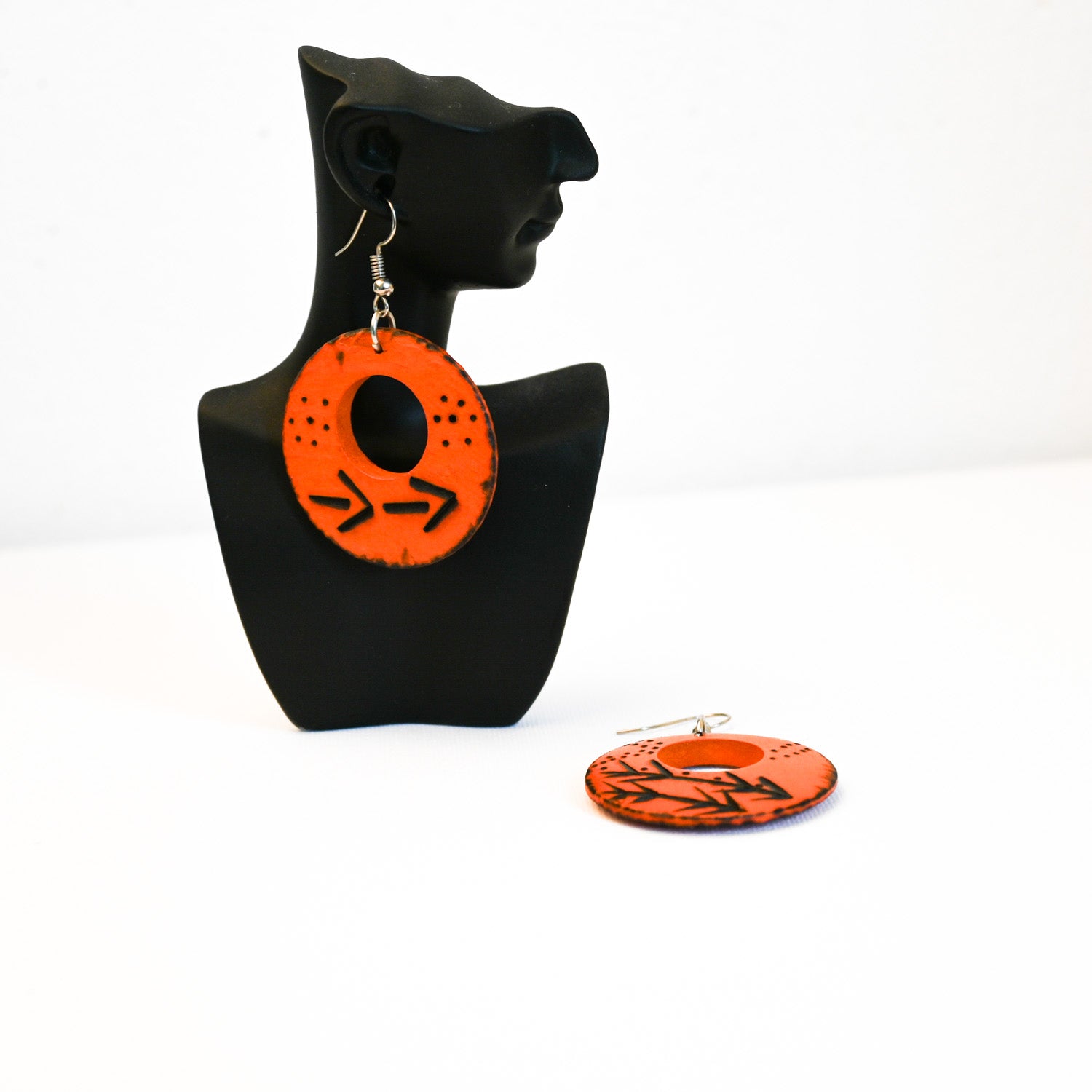 woood earrings - image 3